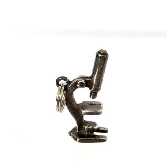 Vintage Sterling Silver 3D Detailed Science Microscope Charm Biology Medical - Picture 2 of 6
